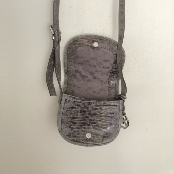 Michael Kors reptile crossbody purse - Picture 7 of 10